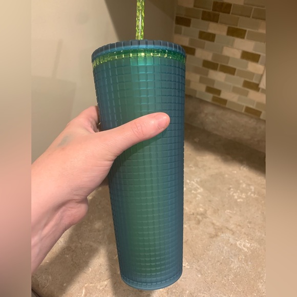 BRAND NEW STARBUCKS RARE TUMBLERS! LOOK AT DETAILS BELOW! - Picture 3 of 6